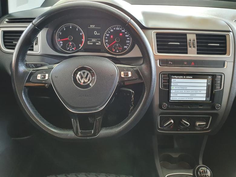 VW - VolksWagen - FOX 1.6 COMFORTLINE