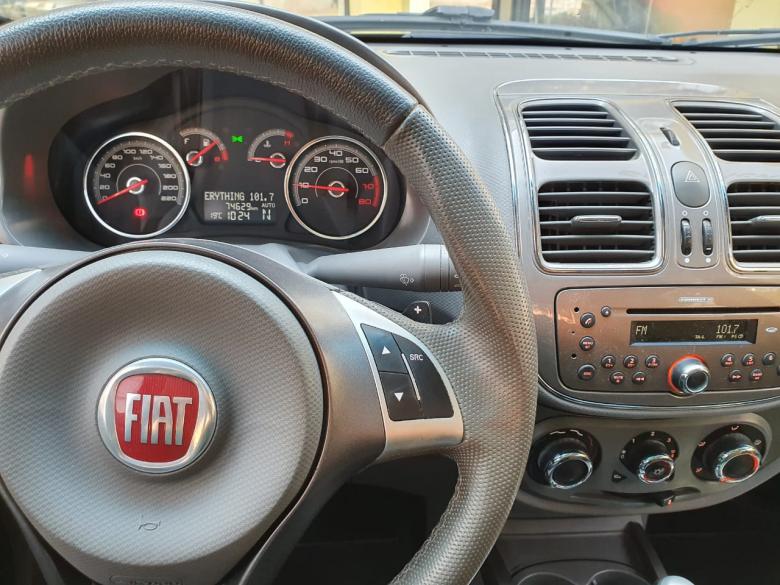 Fiat - GRAND SIENA 1.6 ESSENCE AUTOMÁTICO