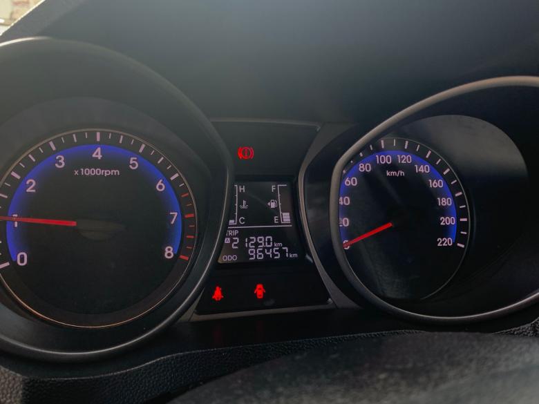 Hyundai - HB20 UNIQUE 1.0 FLEX