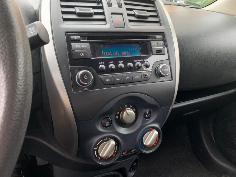 Nissan - MARCH SV 1.0 FLEX