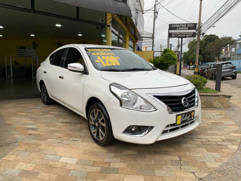 Nissan - Versa SL 1.6