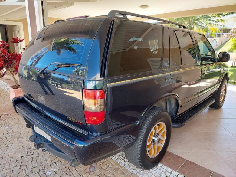GM - Chevrolet - BLAZER EXECUTIVE 4.3 V6 AUT