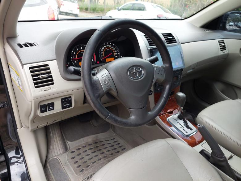 TOYOTA - COROLLA SEG 1.8 AUT 