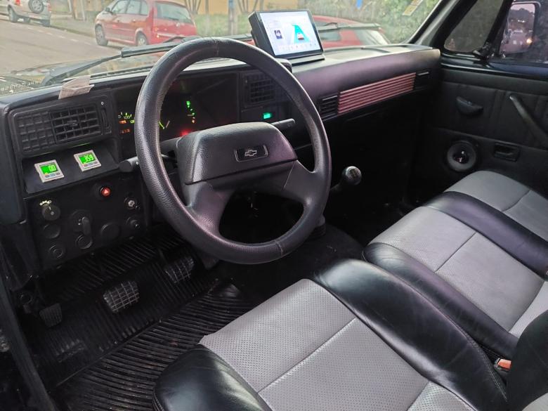 GM - Chevrolet - D20 CUSTOM S CD