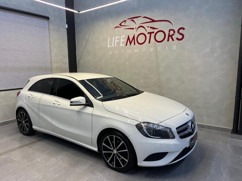 Mercedes-Benz - MERCEDES BENZ/ A200 URBAN 1.6 TURBO 156CV AUTOMATICO 