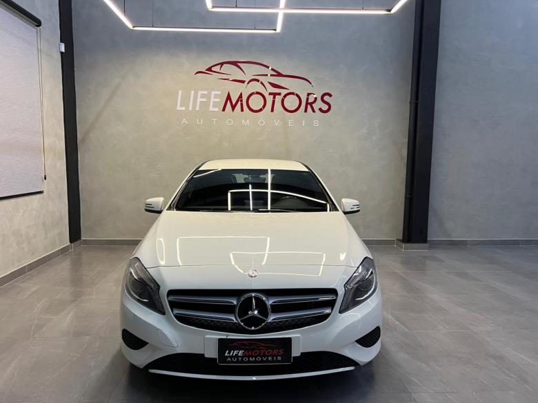 Mercedes-Benz - MERCEDES BENZ/ A200 URBAN 1.6 TURBO 156CV AUTOMATICO 