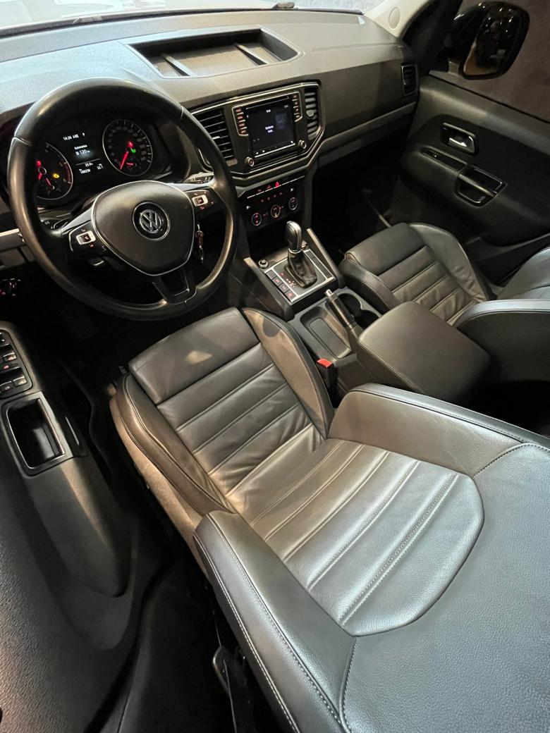 VW - VolksWagen - AMAROK V6 HIGHLINE