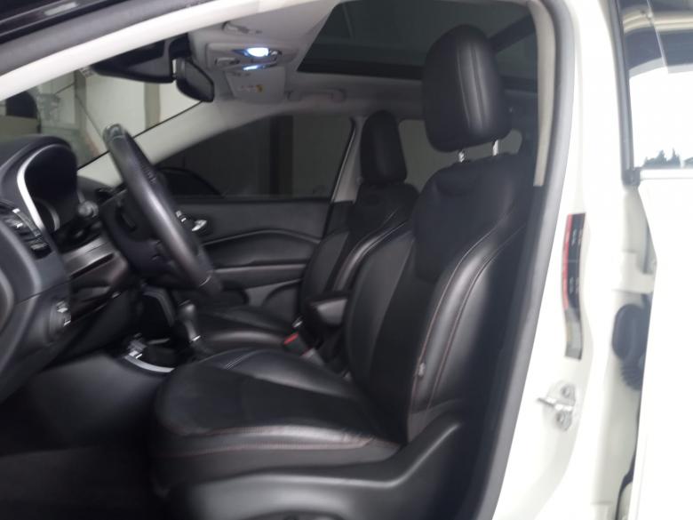 Jeep - JEEP COMPASS LIMITED F H 