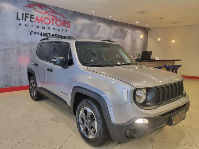 Jeep - JEEP/RENEGADE 1.8 AT