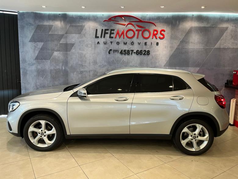 Mercedes-Benz - MERCEDES BENZ GLA 200 ADVANCE 1.6 TURBO 