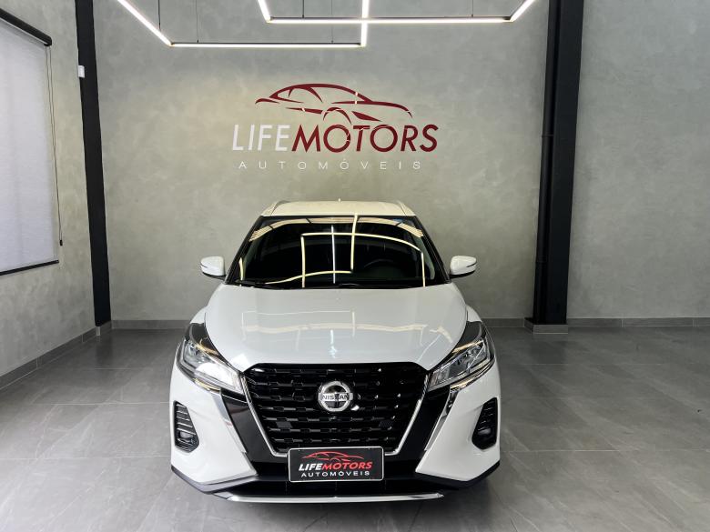 Nissan - NISSAN/KICKS ADVANCE 