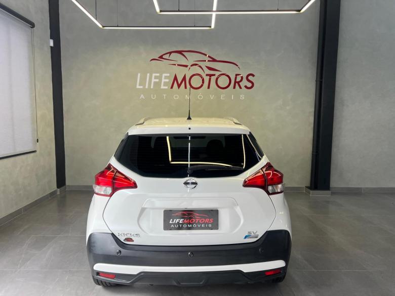 Nissan - NISSAN/KICKS SV 1.6