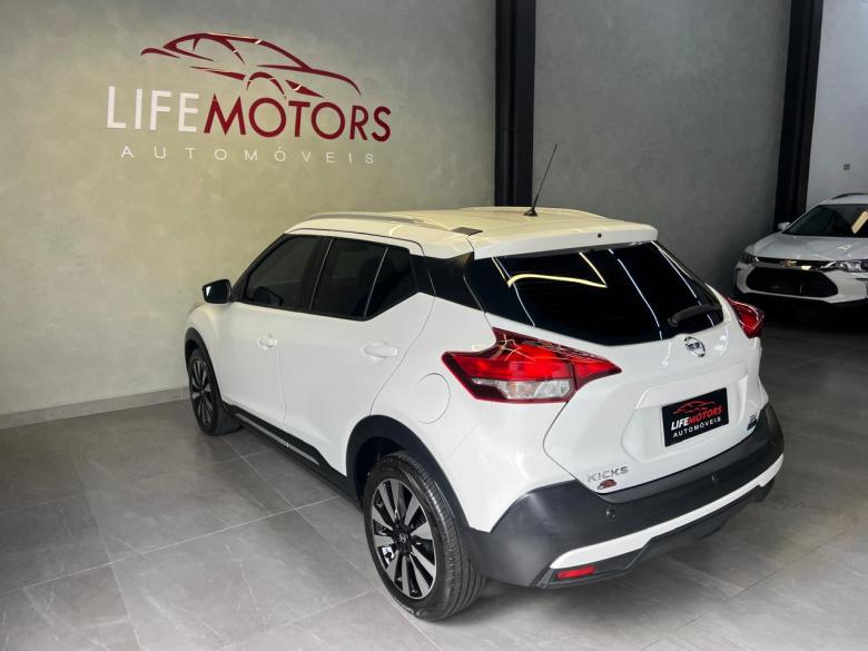 Nissan - NISSAN/KICKS SV 1.6