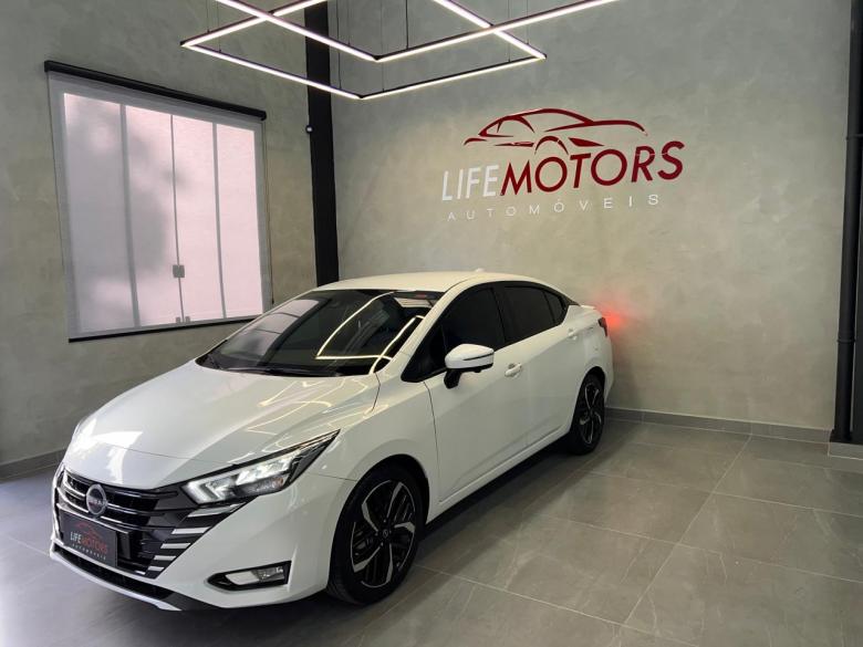 Nissan - NISSAN/VERSA EXCLUSIVE 1.6  