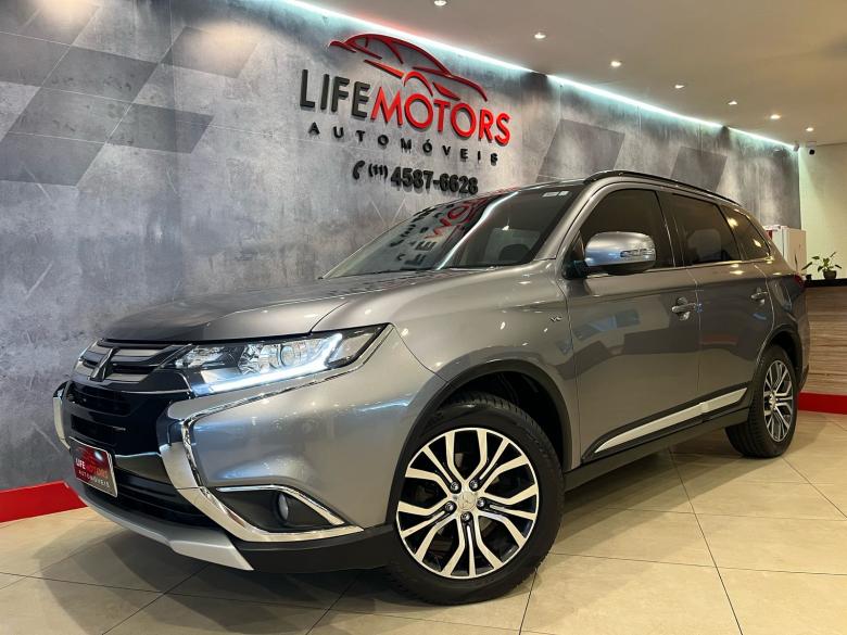 Mitsubishi - OUTLANDER GT 