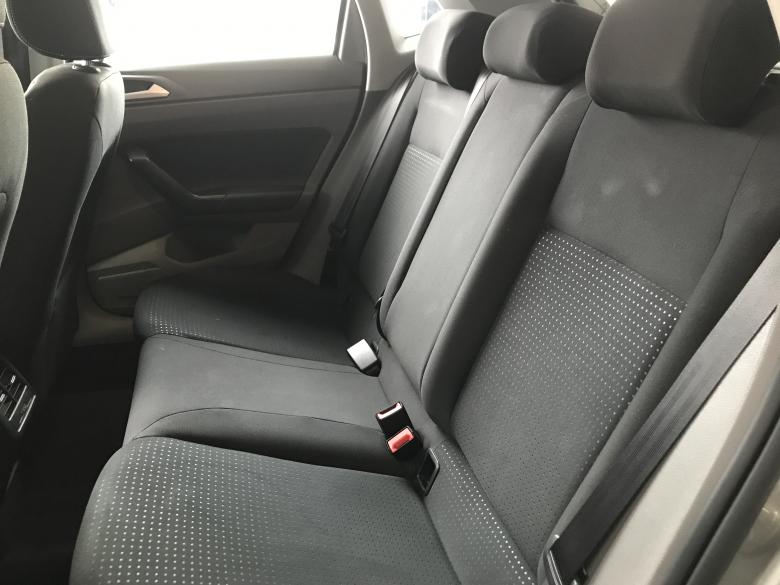 VW - VolksWagen - POLO CL 