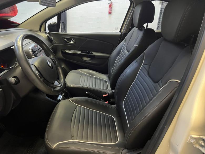 Renault - RENAULT/CAPTUR INTENSE 2.0 AT