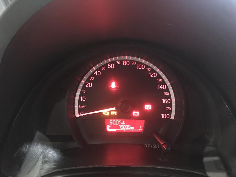 VW - VolksWagen - UP TAKE MA 