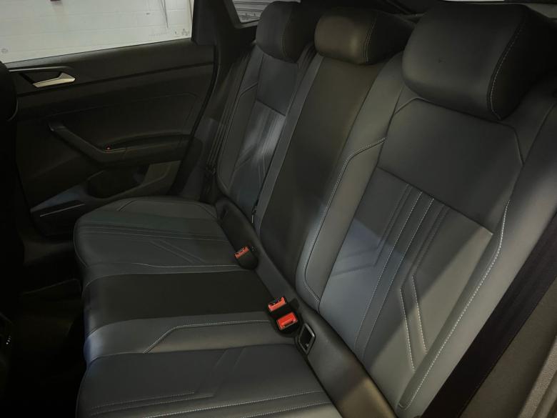 VW - VolksWagen - VW / NIVUS HIGHLINE 1.0 200 TSI AT