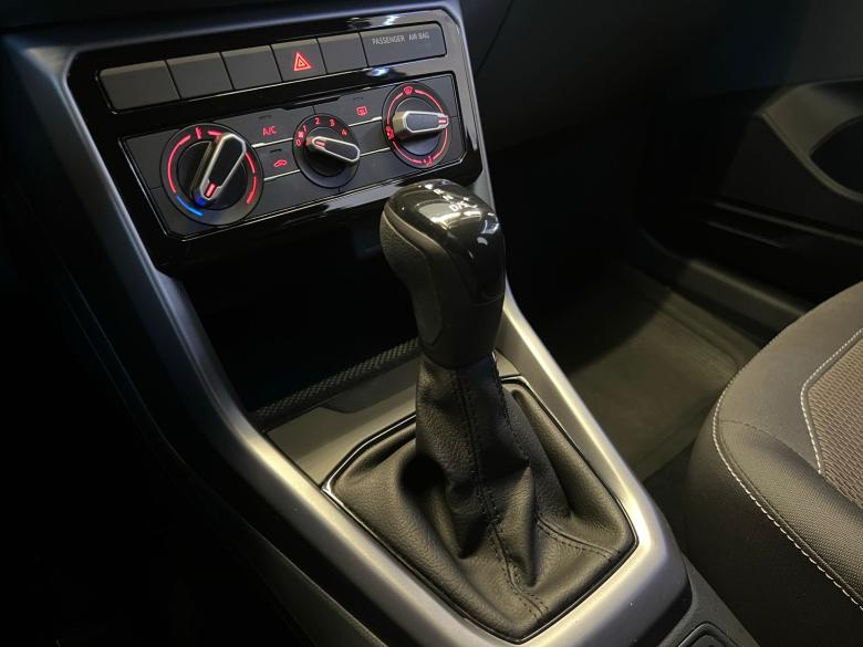 VW - VolksWagen - VW / T-CROSS 200 1.0 TSI AT