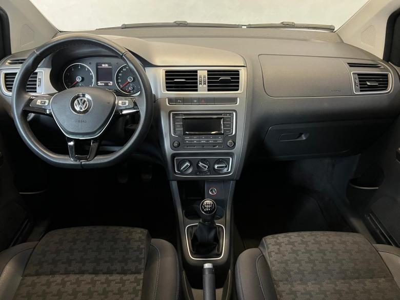 VW - VolksWagen - VW/FOX COMFORTLINE 1.6
