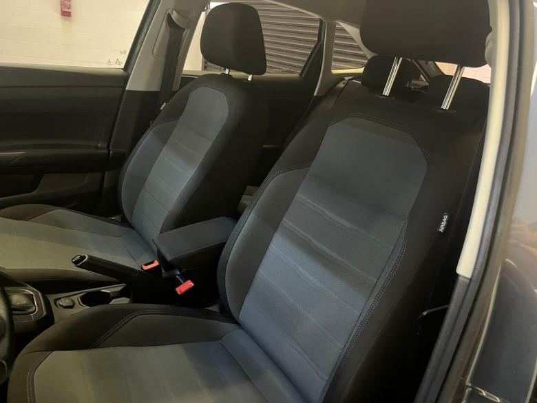 VW - VolksWagen - VW/NIVUS COMFORTLINE 1.0 TSI AT