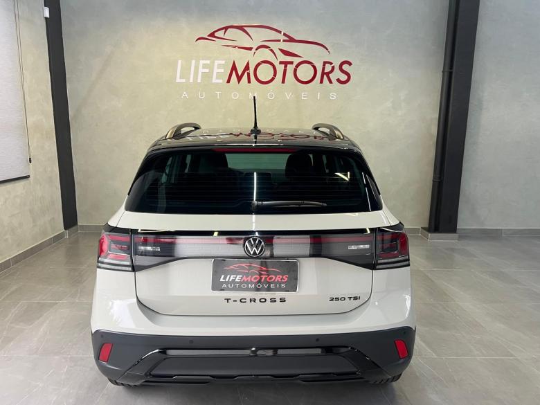 VW - VolksWagen - VW/T-CROSS HIG TSI AUTOMATICO 