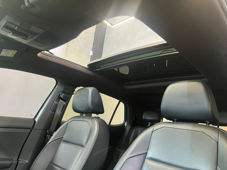 VW - VolksWagen - VW/T-CROSS HIGHLINE 1.4 TSI