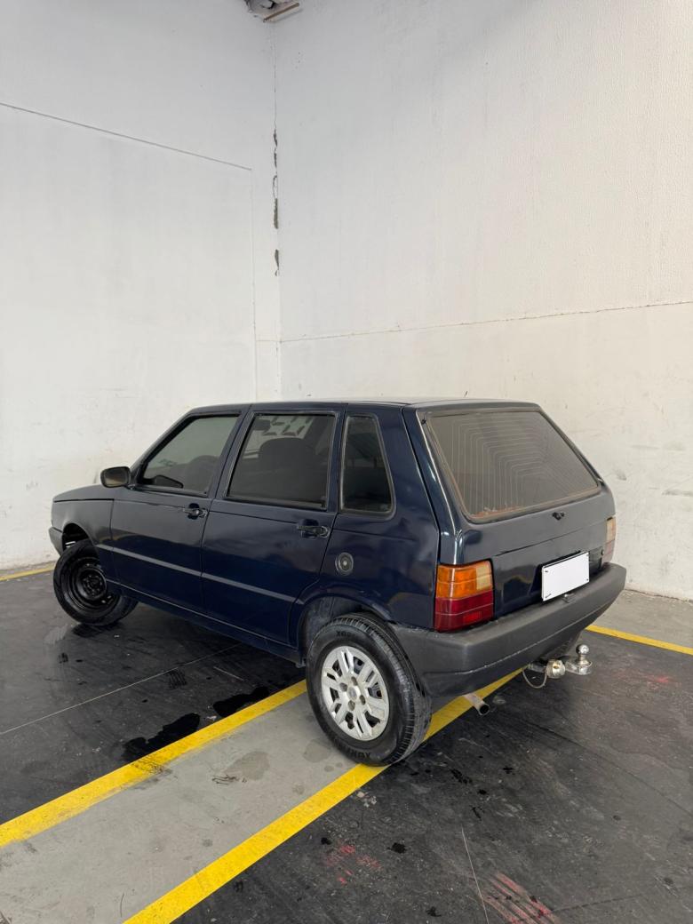 Fiat - Uno Mille 1.0 Fire/ F.Flex/ ECONOMY 4p Gasolina