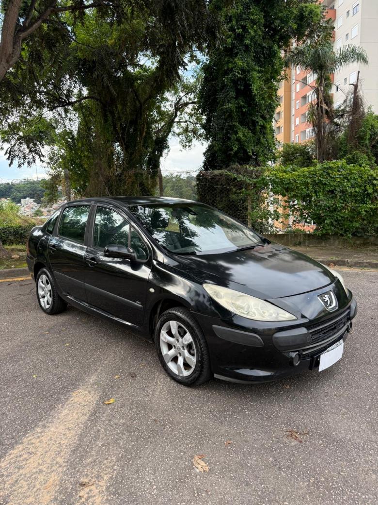 Peugeot - 307 Sed. Presence 1.6 Flex 16V 4p