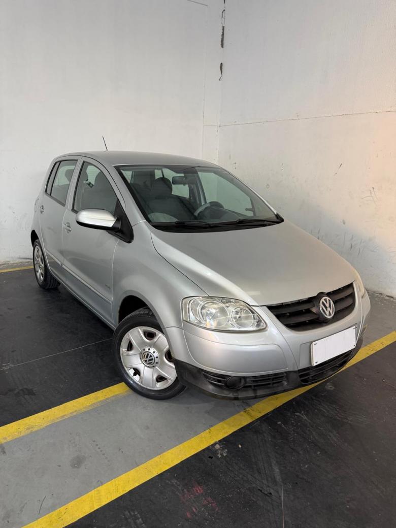 VW - VOLKSWAGEN - Fox Plus 1.6Mi/ 1.6Mi Total Flex 8V 4p Gasolina