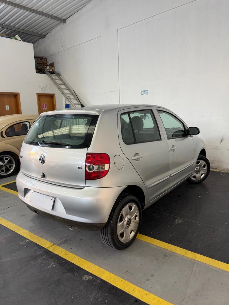 VW - VOLKSWAGEN - Fox Plus 1.6Mi/ 1.6Mi Total Flex 8V 4p Gasolina