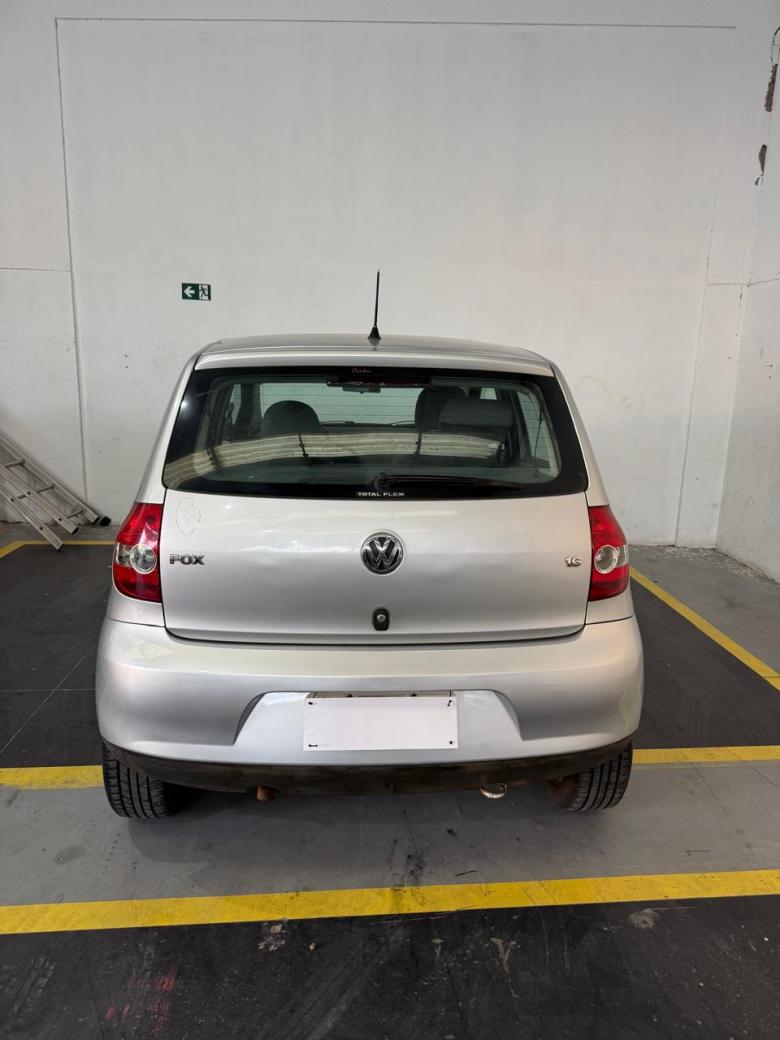 VW - VOLKSWAGEN - Fox Plus 1.6Mi/ 1.6Mi Total Flex 8V 4p Gasolina