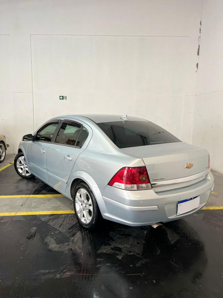 GM - Chevrolet - Vectra Elegan. 2.0 MPFI 8V FlexPower Mec