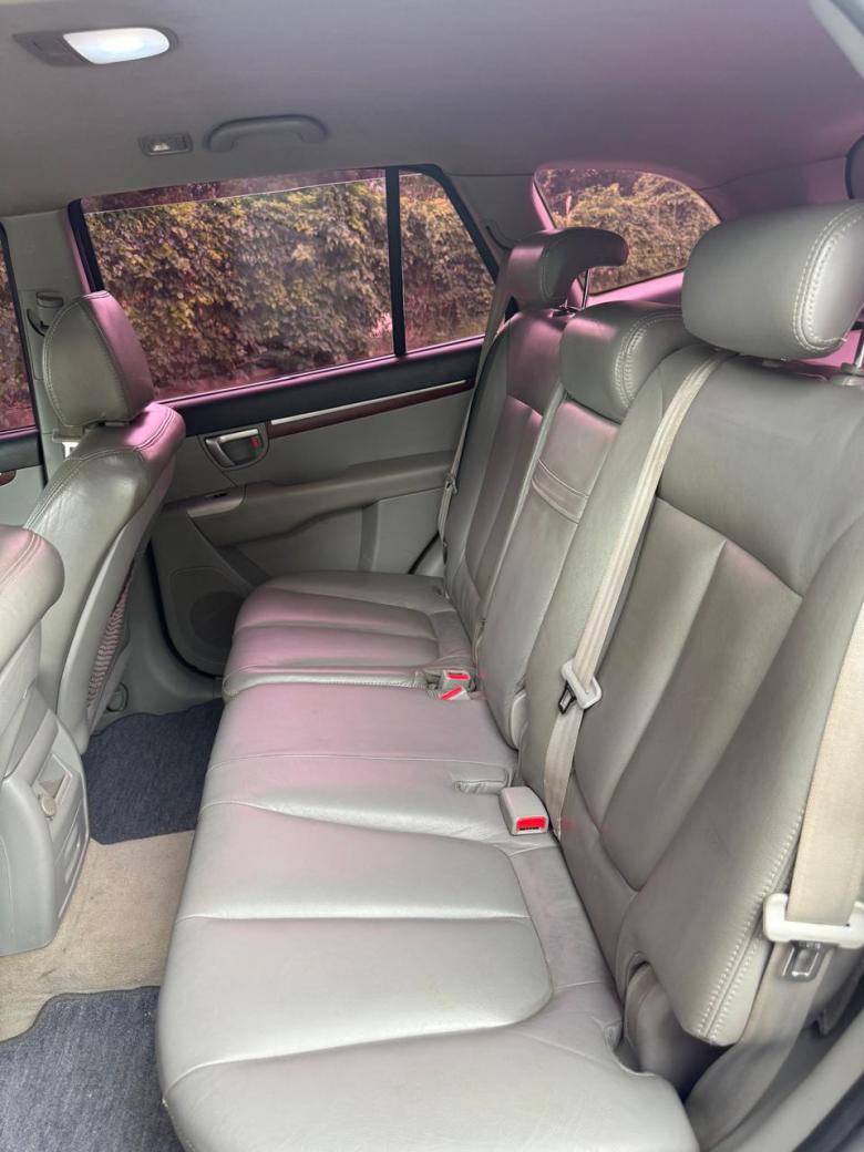 Hyundai - Santa Fe GLS 2.7 V6 4x4TipTronic Gasolina