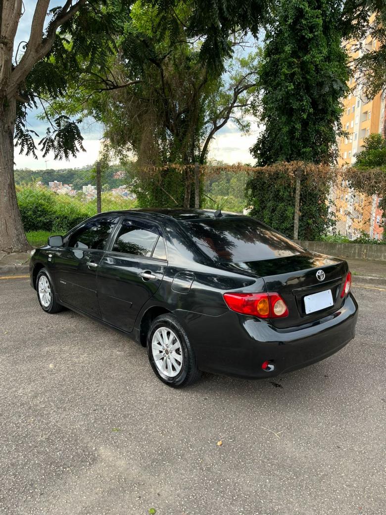 TOYOTA - Corolla XLi 1.8/1.8 Flex 16V Aut. Gasolina