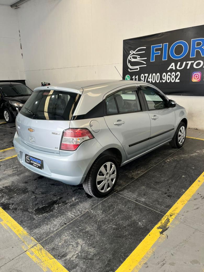 GM - Chevrolet - AGILE LT 1.4 MPFI 8V FlexPower 5p