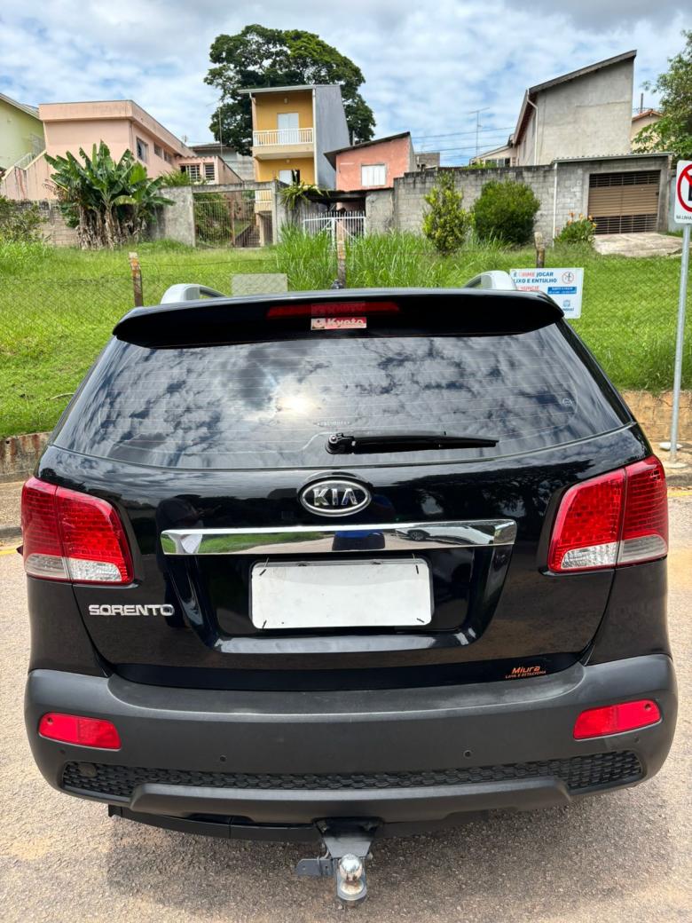 Kia Motors - Sorento 2.4 16V 4x2 Aut. Gasolina