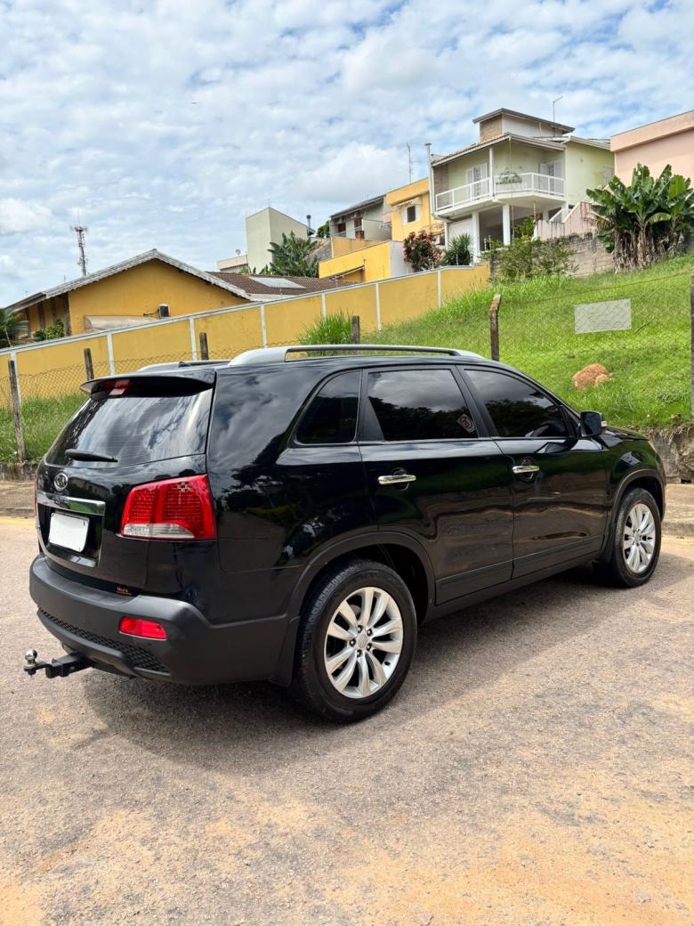 Kia Motors - Sorento 2.4 16V 4x2 Aut. Gasolina