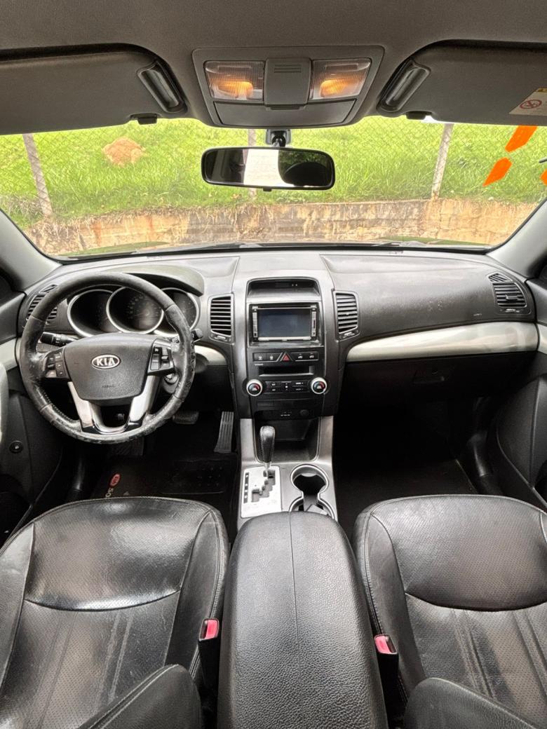 Kia Motors - Sorento 2.4 16V 4x2 Aut. Gasolina