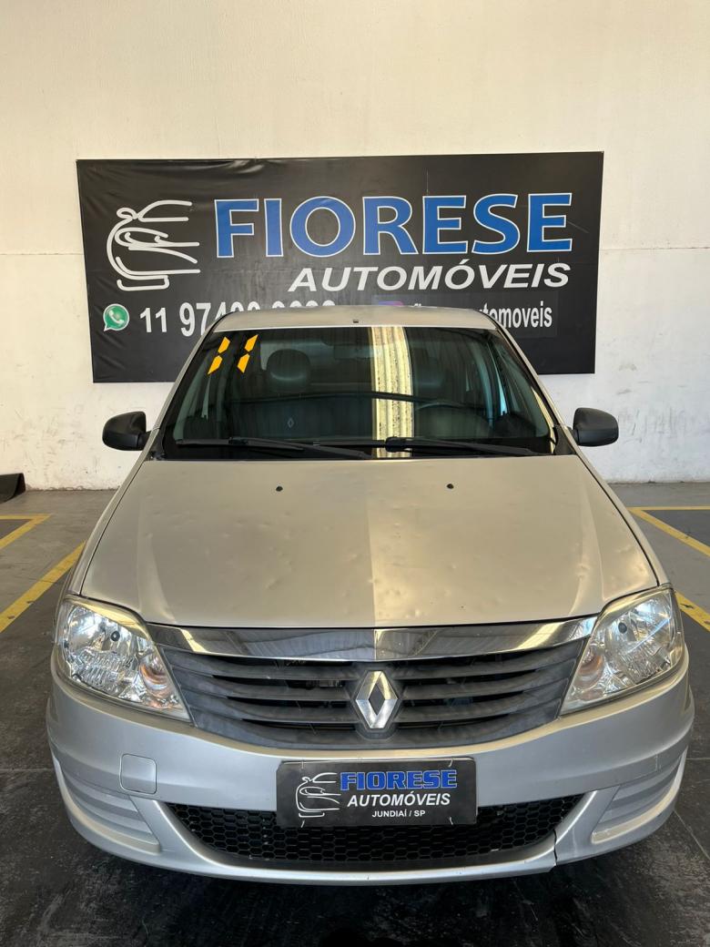 Renault - LOGAN Authentique Hi-Flex 1.0 16V 4p