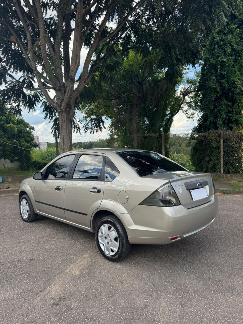 Ford - Fiesta Sedan SE 1.6 16V Flex 4p