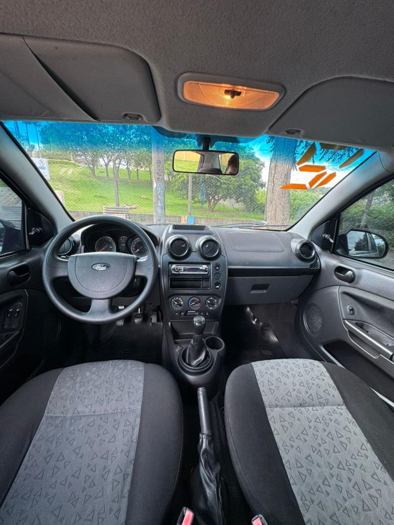 Ford - Fiesta Sedan SE 1.6 16V Flex 4p