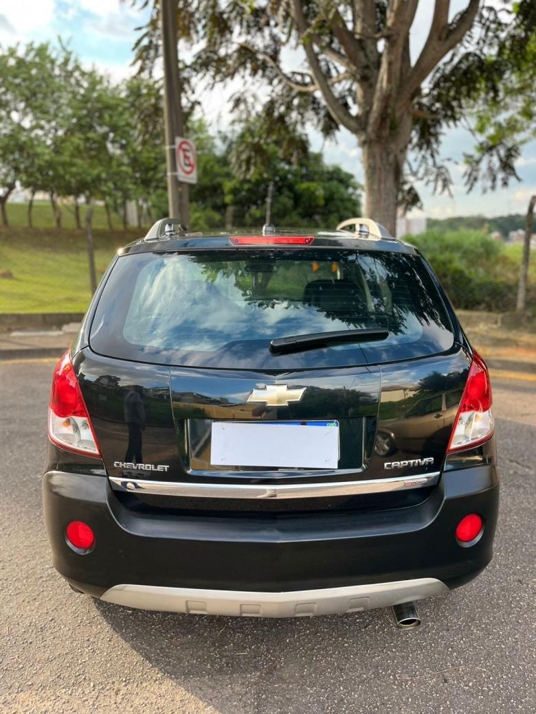 GM - CHEVROLET - CAPTIVA SPORT FWD 2.4 16V 171/185cv Gasolina