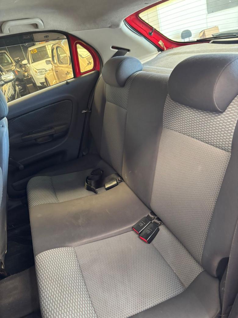 VW - VolksWagen - Gol (novo) 1.0 Mi Total Flex 8V 4p  Gasolina