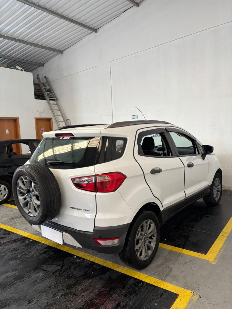 Ford - EcoSport FREESTYLE 1.6 16V Flex 5p