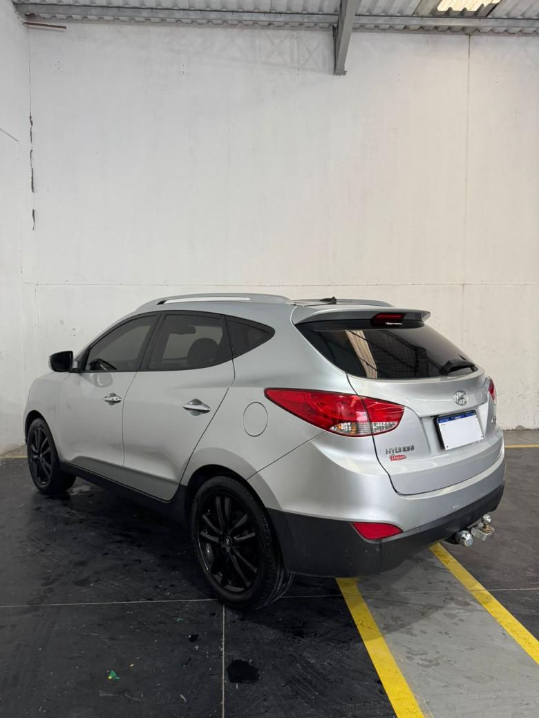 Hyundai - ix35 GLS 2.0 16V 2WD Flex Aut.