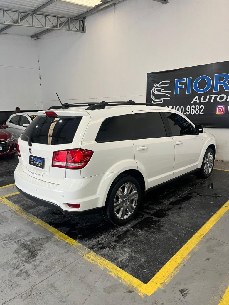 FIAT - FREEMONT EMOT./PRECISION 2.4 16V 5p Aut. Gasolina