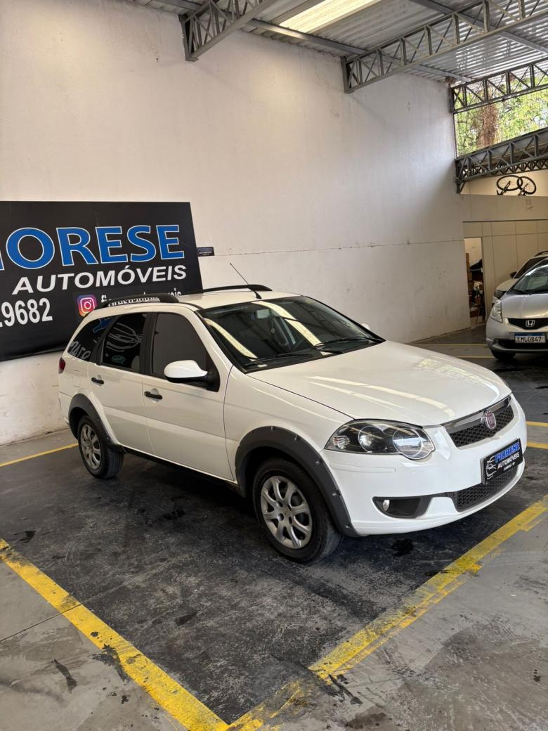 Fiat - Palio Weekend Trekking 1.6 Flex 16V 5p