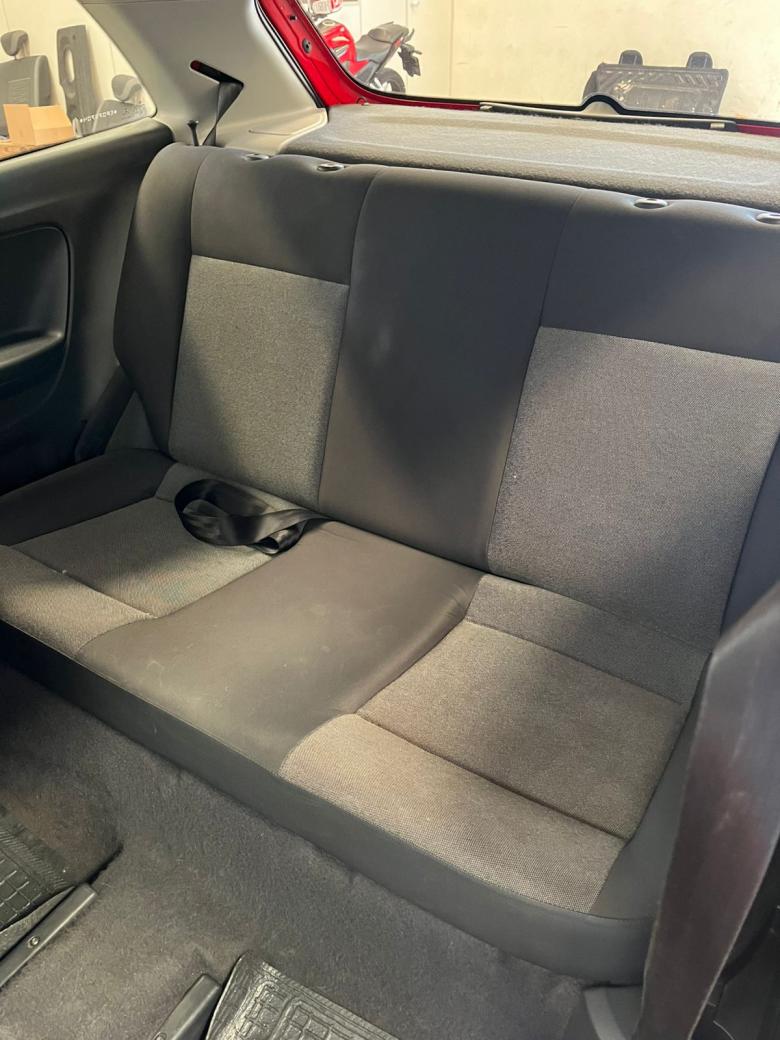 VW - VolksWagen - Gol (novo) 1.0 Mi Total Flex 8V 2p